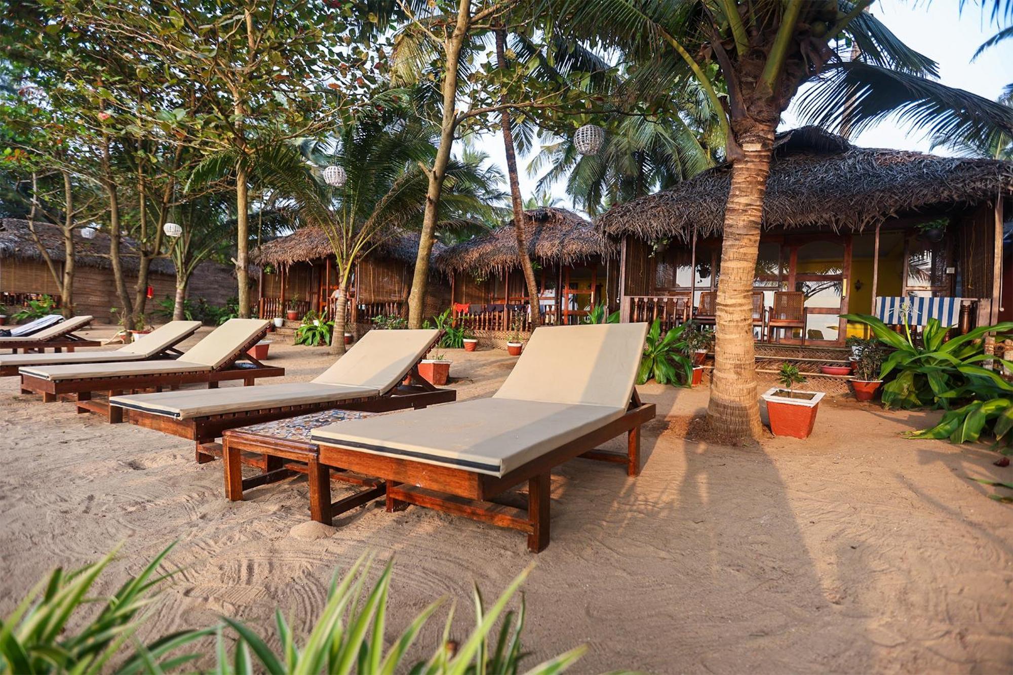 Mariposa Beach Grove Agonda Bagian luar foto